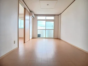 のマンスリーマンション・ウィークリーマンション「エルディム花水木西棟 201・洋室(No.1403378)」メイン画像
