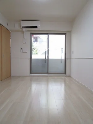 のマンスリーマンション・ウィークリーマンション「シュトラーレ　八日町 204・洋室(No.1403407)」メイン画像