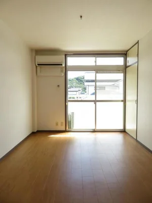 松山市のマンスリーマンション・ウィークリーマンション「シティハイツ崎山 202・洋室(No.1403566)」メイン画像