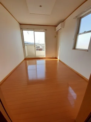 下松駅（山口県）のマンスリーマンション・ウィークリーマンション「アンソレイユＴＮ　Ⅱ 101・洋室(No.1403584)」メイン画像