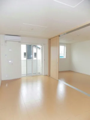 のマンスリーマンション・ウィークリーマンション「オーシャンＨ・Ｙ　Ⅲ 204・LDK(No.1403654)」メイン画像