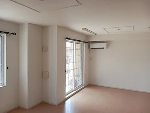 のマンスリーマンション・ウィークリーマンション「サンレミＢ 102・洋室(No.1403778)」メイン画像