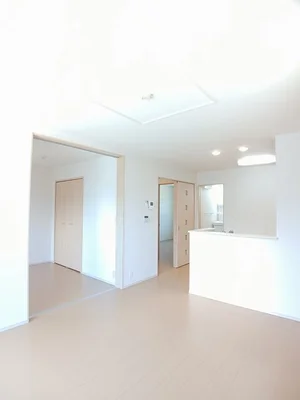 のマンスリーマンション・ウィークリーマンション「カーサ　センキンコウ　トゥア 201・洋室(No.1403902)」メイン画像