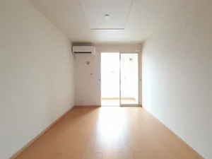 のマンスリーマンション・ウィークリーマンション「ハルトリーゲル　Ｅ 103・洋室(No.1403949)」メイン画像