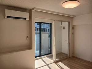 のマンスリーマンション・ウィークリーマンション「プラーム上田Ⅰ 103・洋室(No.1404328)」メイン画像