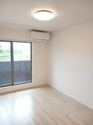 伊勢市のマンスリーマンション・ウィークリーマンション「メゾン　アンソレイエ　Ａ 203・洋室(No.1404445)」メイン画像