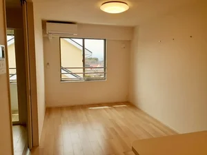 のマンスリーマンション・ウィークリーマンション「ハビテ西軽井沢 205・洋室(No.1404823)」メイン画像