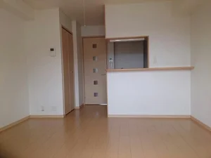 のマンスリーマンション・ウィークリーマンション「レーベン　スクエア　Ⅱ号館 202・洋室(No.1404869)」メイン画像