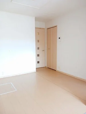 のマンスリーマンション・ウィークリーマンション「アングレカム　Ｄ 102・洋室(No.1404970)」メイン画像