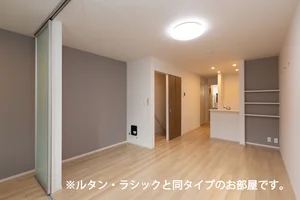 のマンスリーマンション・ウィークリーマンション「エターナル　ヴィレッジⅡ 202・洋室(No.1405474)」メイン画像