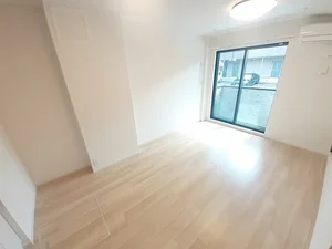 のマンスリーマンション・ウィークリーマンション「グリュックス　ミーツ　ハオス 102・洋室(No.1405633)」メイン画像