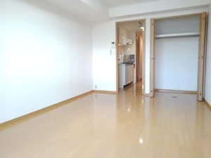 井高野駅（大阪府）のマンスリーマンション・ウィークリーマンション「サニーヴィラ 302・洋室(No.1405684)」メイン画像