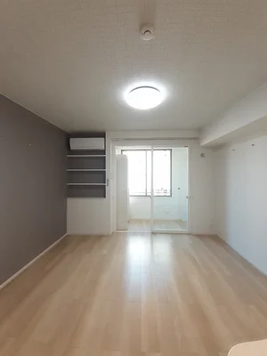 新潟県のマンスリーマンション・ウィークリーマンション「ルーエ西本成寺Ⅲ 104・洋室(No.1405925)」メイン画像