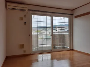 山梨県のマンスリーマンション・ウィークリーマンション「コンフォール　エクセレンツ　Ⅱ 102・洋室(No.1406652)」メイン画像