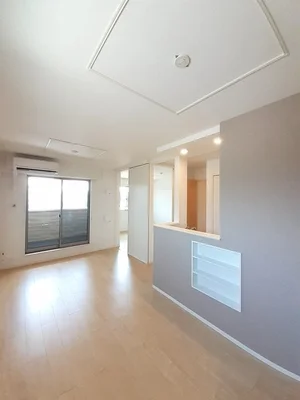 木田郡三木町のマンスリーマンション・ウィークリーマンション「サンロイヤルＢ 201・洋室(No.1406905)」メイン画像