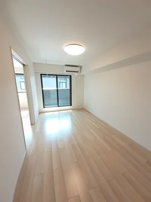のマンスリーマンション・ウィークリーマンション「エスポワール　ホウフⅢ 202・洋室(No.1407228)」メイン画像