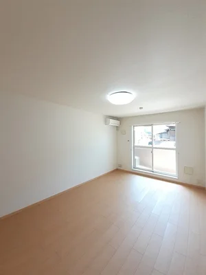 香川県のマンスリーマンション・ウィークリーマンション「サン・ロイヤルガーデンＣ 106・洋室(No.1407259)」メイン画像