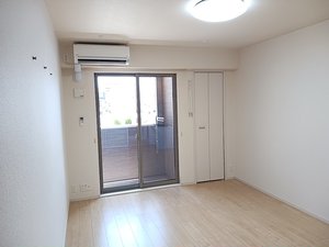 愛知県のマンスリーマンション・ウィークリーマンション「サンライトⅢ 102・洋室(No.1407310)」メイン画像