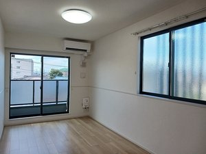 のマンスリーマンション・ウィークリーマンション「ヒカルサさいたまサクラ 305・洋室(No.1407351)」メイン画像