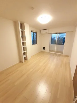 のマンスリーマンション・ウィークリーマンション「グレイシャス 101・洋室(No.1407800)」メイン画像