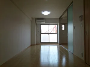 大阪市のマンスリーマンション・ウィークリーマンション「カーザ宮之前 303・洋室(No.1407985)」メイン画像