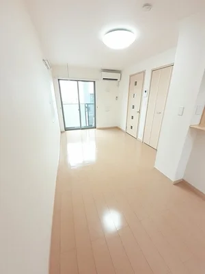 のマンスリーマンション・ウィークリーマンション「ルッコラⅡ 103・洋室(No.1408166)」メイン画像