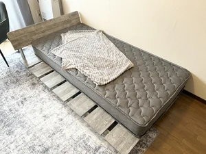 シングルベッド