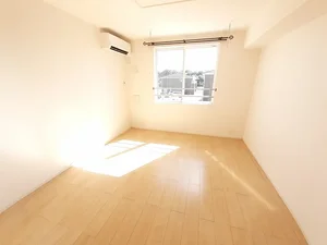 のマンスリーマンション・ウィークリーマンション「ＦｉｒｓｔＶｉｌｌａｇｅＫＺＯ 204・LDK(No.1408594)」メイン画像