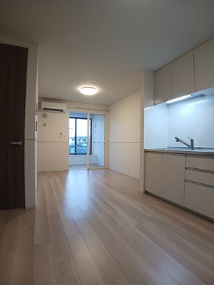 順天堂大学医学部附属静岡病院周辺のマンスリーマンション・ウィークリーマンション「カーサ・ラッフィナート 102・洋室(No.1408650)」メイン画像