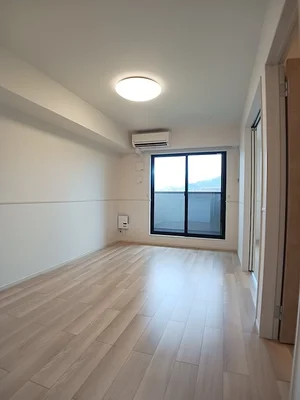 山口駅（山口県）のマンスリーマンション・ウィークリーマンション「カームウェスト 202・洋室(No.1408774)」メイン画像