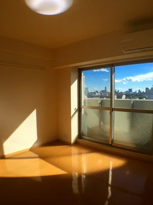 のマンスリーマンション・ウィークリーマンション「ベルク　ブルーメ　タクミ 702・洋室(No.1409008)」メイン画像