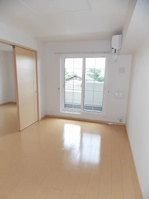 五十市駅（宮崎県）のマンスリーマンション・ウィークリーマンション「レバンテＡ 203・洋室(No.1409405)」メイン画像