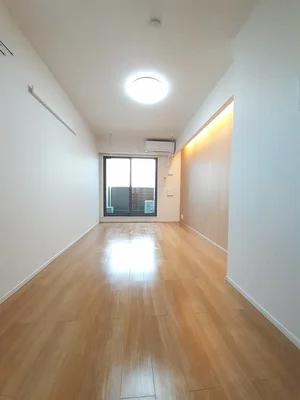 のマンスリーマンション・ウィークリーマンション「Ｌａ・ＰｏｒｔｅⅠ 204・洋室(No.1409440)」メイン画像