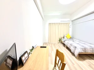 笠寺駅（愛知県）のマンスリーマンション・ウィークリーマンション「【マンスリープラス笠寺】駅徒歩3分・築浅！充実設備とオートロックで安心快適1K生活！♪ M005(No.1409616)」メイン画像