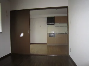 大阪府のマンスリーマンション・ウィークリーマンション「ヴェスタｉｎ盾津 103・洋室(No.1409825)」メイン画像