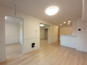 大阪府のマンスリーマンション・ウィークリーマンション「ハイム　リーラ 202・洋室(No.1409846)」メイン画像