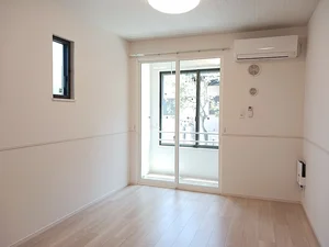 宇都宮市のマンスリーマンション・ウィークリーマンション「ソランジュ 102・洋室(No.1410447)」メイン画像