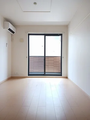 東京都のマンスリーマンション・ウィークリーマンション「セイバリー・リヴァー 102・洋室(No.1410561)」メイン画像