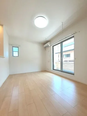 のマンスリーマンション・ウィークリーマンション「ヴァン楓 202・洋室(No.1410619)」メイン画像