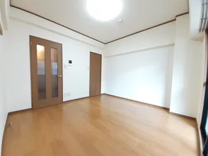 のマンスリーマンション・ウィークリーマンション「エルマーノ下到津 207・洋室(No.1410929)」メイン画像