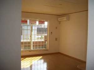 のマンスリーマンション・ウィークリーマンション「ブリッサ 201・洋室(No.1411146)」メイン画像