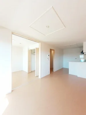 のマンスリーマンション・ウィークリーマンション「Ｖｉｌｌａ　Ｖｅｒｄｅ 203・洋室(No.1411206)」メイン画像