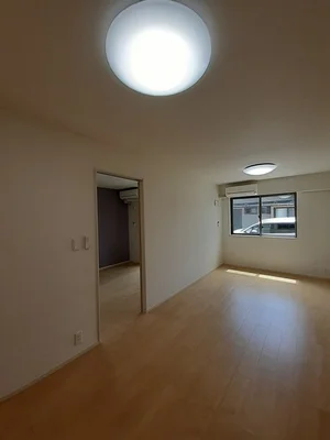 のマンスリーマンション・ウィークリーマンション「レイワ　コートⅠ 102・洋室(No.1411464)」メイン画像