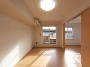 茅野市のマンスリーマンション・ウィークリーマンション「カーサ・フィオーレＢ 204・洋室(No.1411600)」メイン画像
