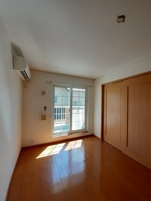 のマンスリーマンション・ウィークリーマンション「エスペランサ　Ａ 202・洋室(No.1412058)」メイン画像