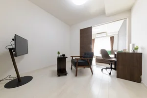 大阪府のマンスリーマンション・ウィークリーマンション「📣お値引き🈹キャンペーン✨Wi-Fi🛜無料✨禁煙🚭	セミダブル🛌	１LDK✨ソファ🛋️Sステイ堺コティ諏訪ノ森(No.1412555)」メイン画像