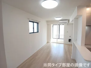 長野県のマンスリーマンション・ウィークリーマンション「カーザ　レガーメ 102・洋室(No.1412701)」メイン画像
