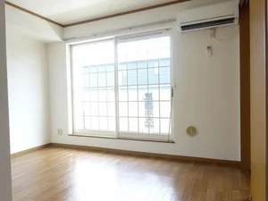 三重県のマンスリーマンション・ウィークリーマンション「ミルキー・ウェイ壱番館 203・洋室(No.1412764)」メイン画像