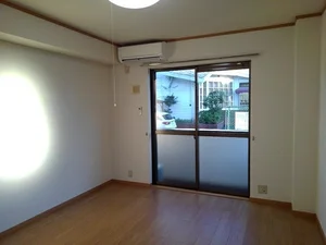 奈良県立大学周辺のマンスリーマンション・ウィークリーマンション「クイーンズパレス 103・洋室(No.1412805)」メイン画像