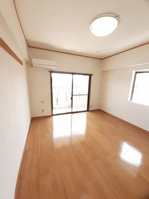 新山口駅（山口県）のマンスリーマンション・ウィークリーマンション「サムデイ小郡 306・洋室(No.1412908)」メイン画像